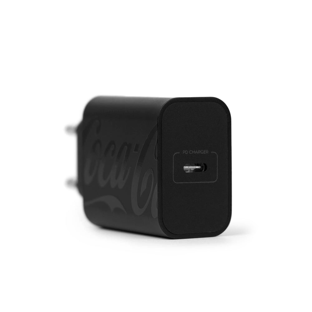 Carregador USB-C 20W Preto | PD Charger - Coca-Cola