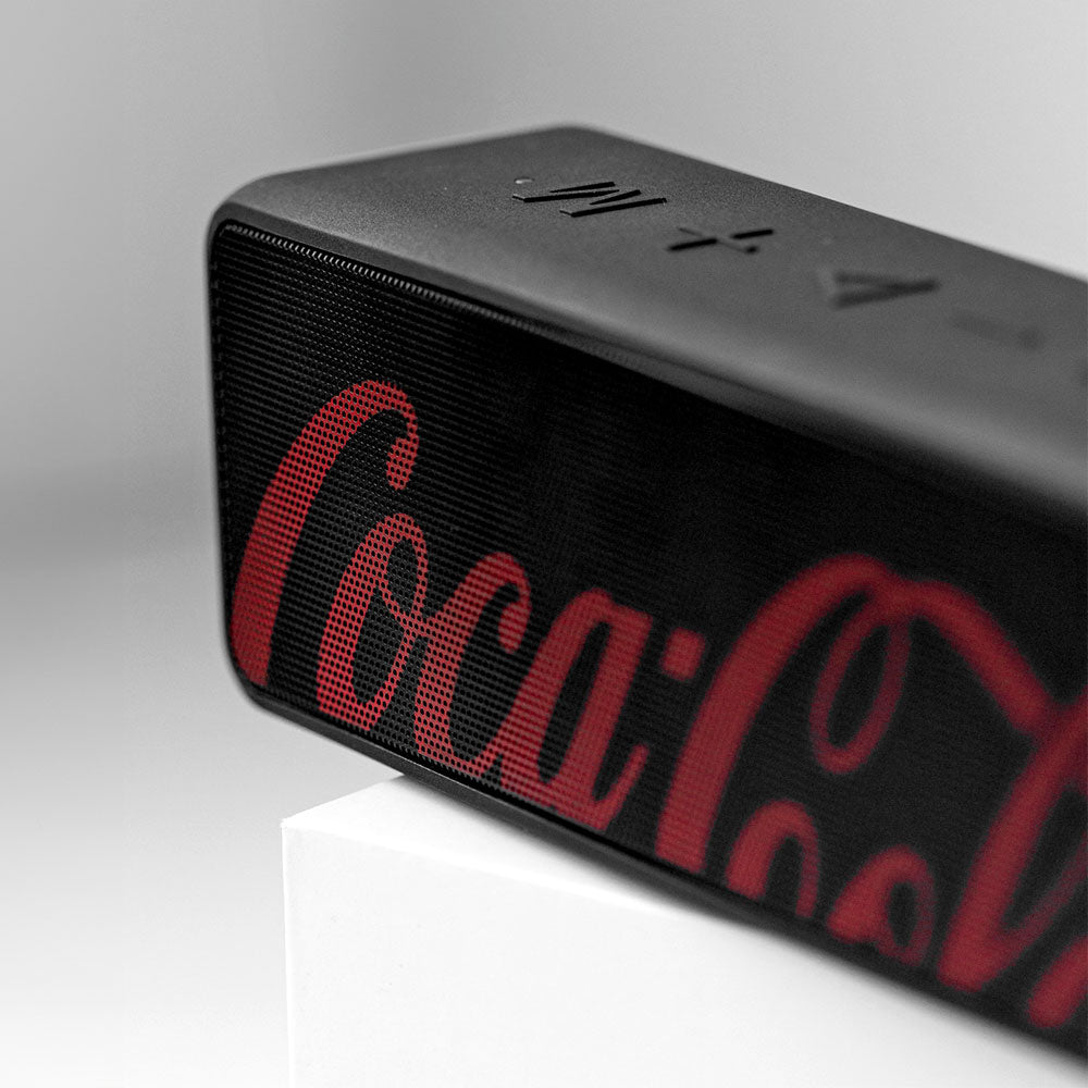 Caixa de Som com Baixos Acentuados Preta | Sound Box Coca-Cola